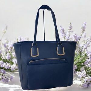 Nine West Large Tote Bag Vegan Leather plus Accessory Pouch EUC